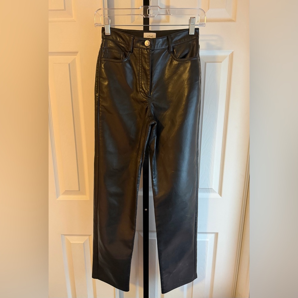 Aritzia Wilfred Melina Leather Pants Women’s 
Size: 0